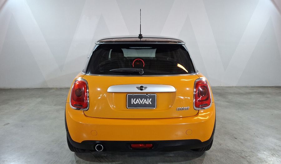 Mini Cooper 1.5 COOPER SALT Hatchback 2015