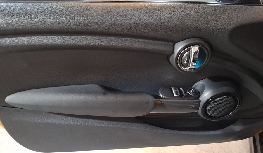 Mini Cooper 1.5 COOPER SALT Hatchback 2015