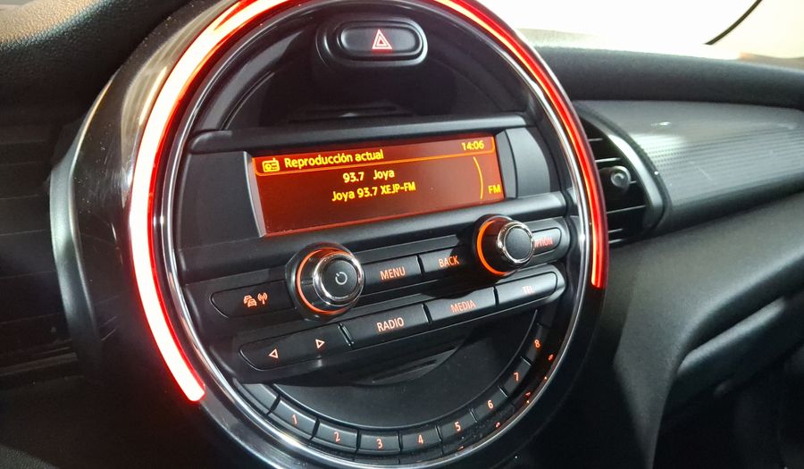 Mini Cooper 1.5 COOPER SALT Hatchback 2015