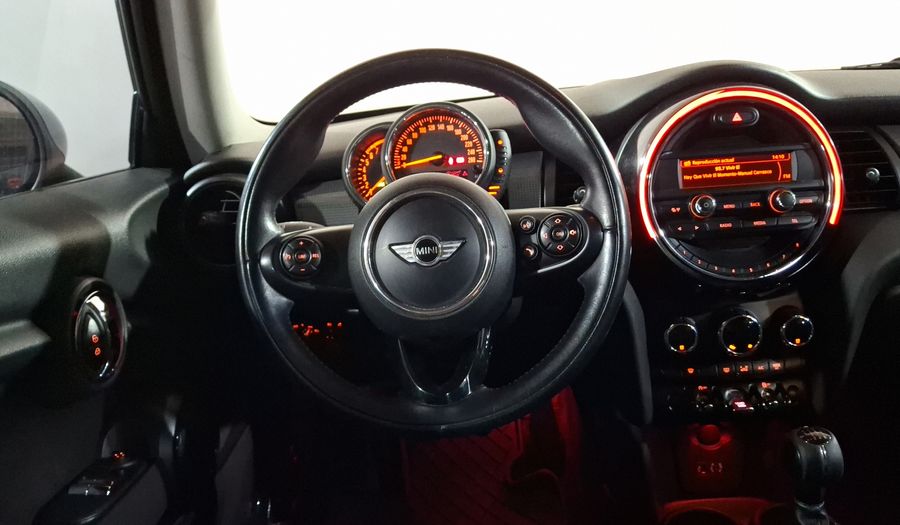 Mini Cooper 1.5 COOPER SALT Hatchback 2015