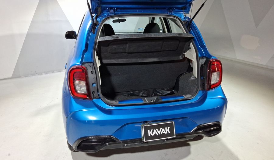 Nissan March 1.6 ADVANCE Hatchback 2021