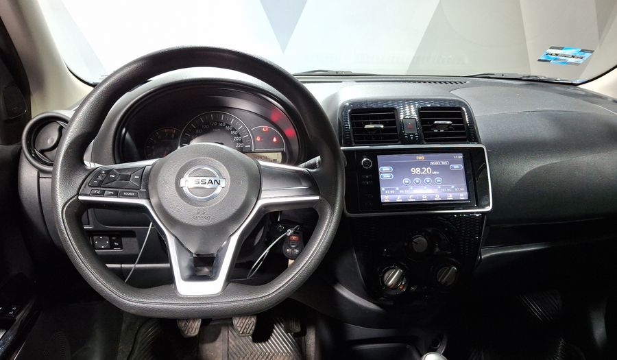 Nissan March 1.6 ADVANCE Hatchback 2021