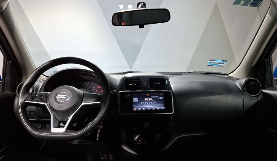 Nissan March 1.6 ADVANCE Hatchback 2021