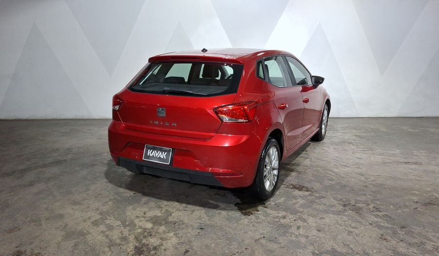 Seat Ibiza 1.6 STYLE AUTO Hatchback 2021