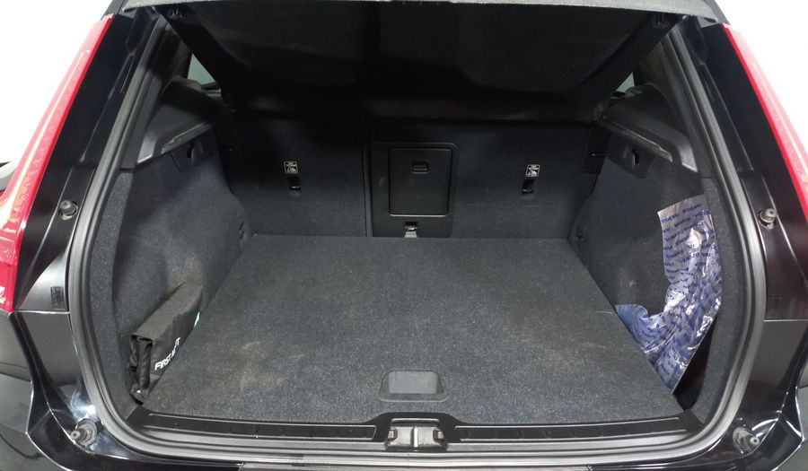 Volvo Xc40 2.0 T5 MOMENTUM AUTO 4WD Suv 2020