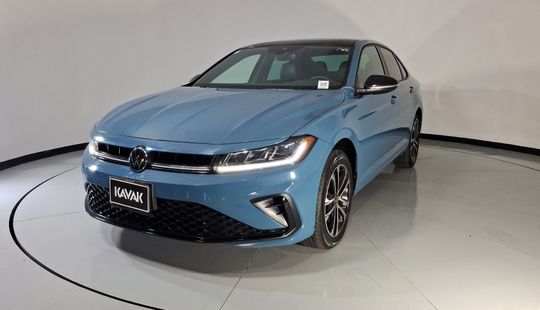 Volkswagen • Jetta