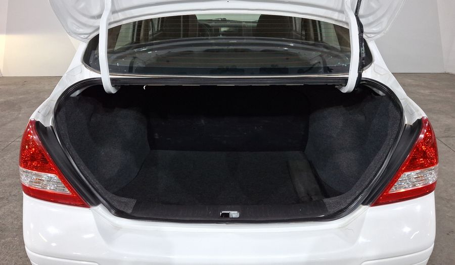Nissan Tiida 1.8 SENSE MT Sedan 2017