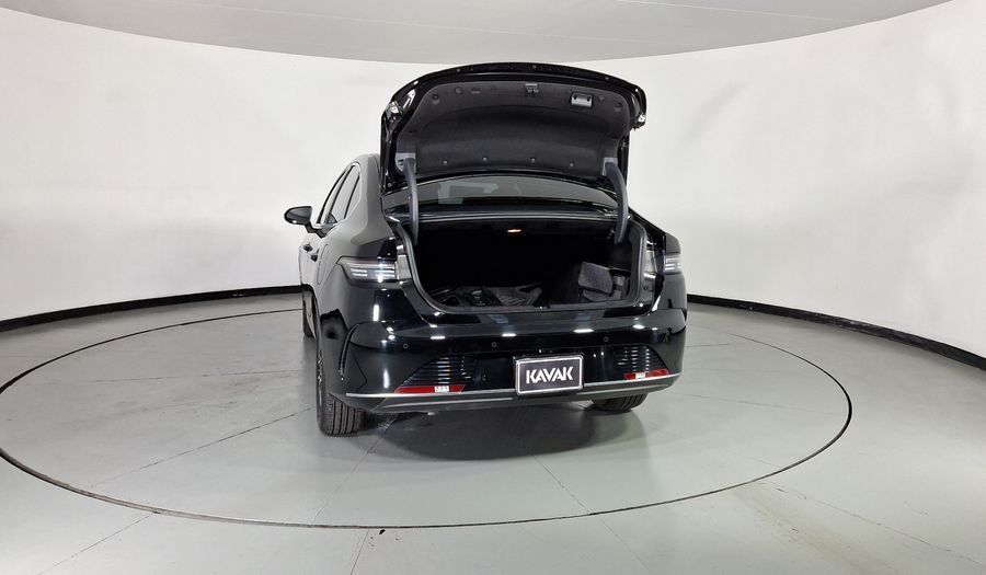 Byd King 1.5 PHEV DM-I 55KM AUTO Sedan 2026