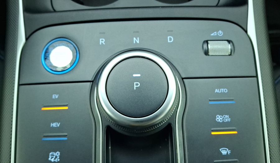 Byd King 1.5 PHEV DM-I 55KM AUTO Sedan 2026