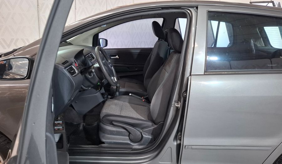 Volkswagen Fox 1.6 COMFORTLINE PACK Hatchback 2013