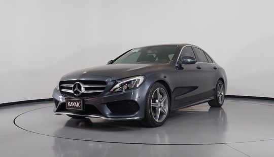 Mercedes Benz • Clase C