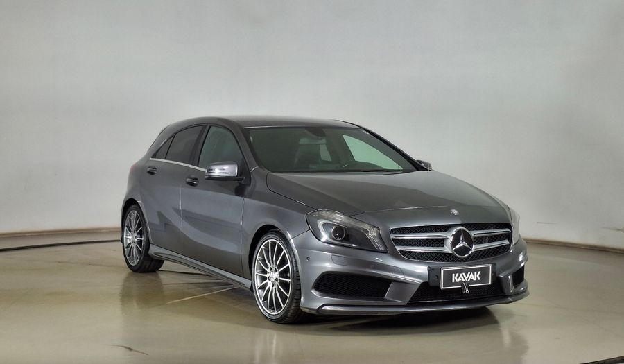 Mercedes Benz Clase A 1.8 200 CDI BLUE EFFICIENCY AUTO Hatchback 2013