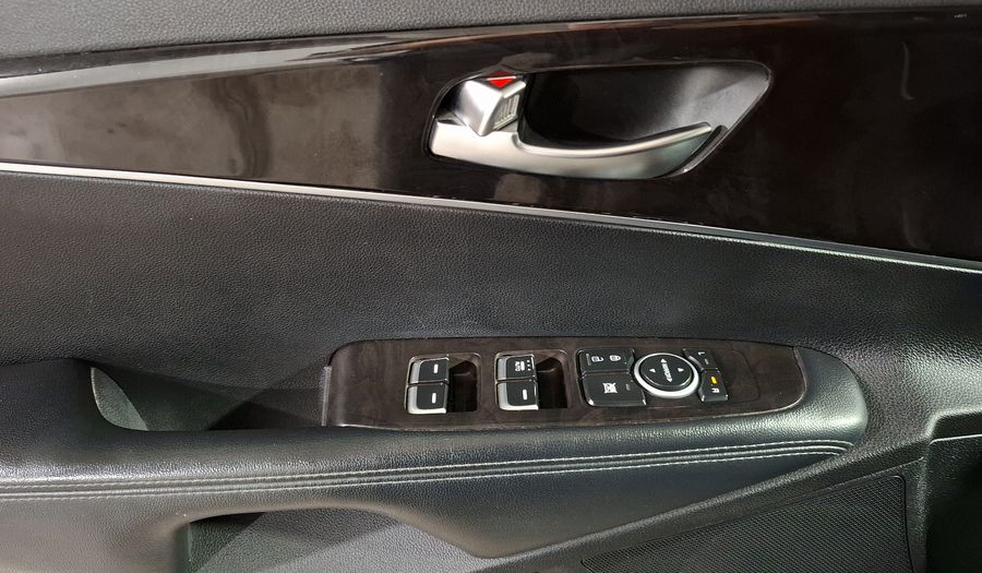 Kia Sorento 2.4 LX AUTO Suv 2018