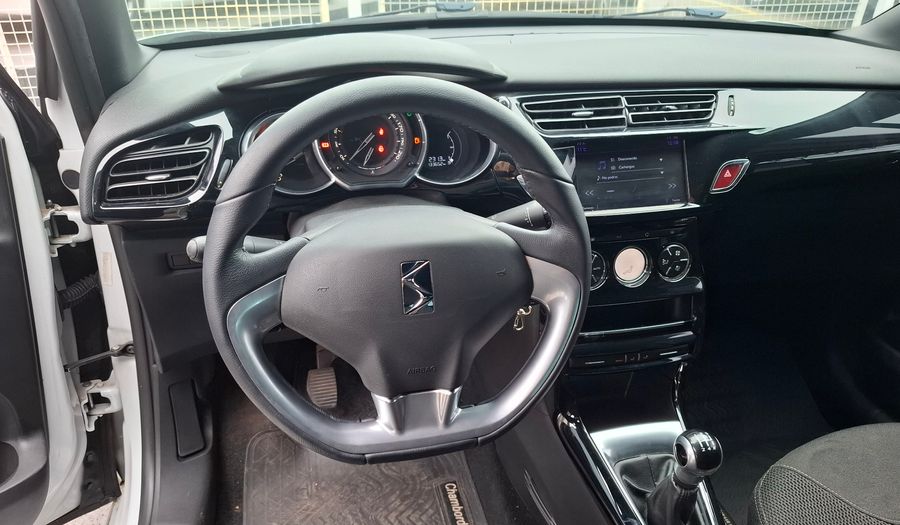 Ds 3 1.6 SO CHIC Hatchback 2016