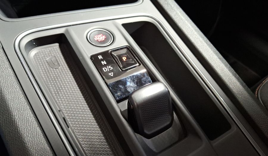 Cupra Leon 2.0 HIGH DCT Hatchback 2023