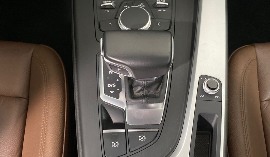 Audi A4 2.0 TFSI DYNAMIC S-TRONIC Sedan 2017