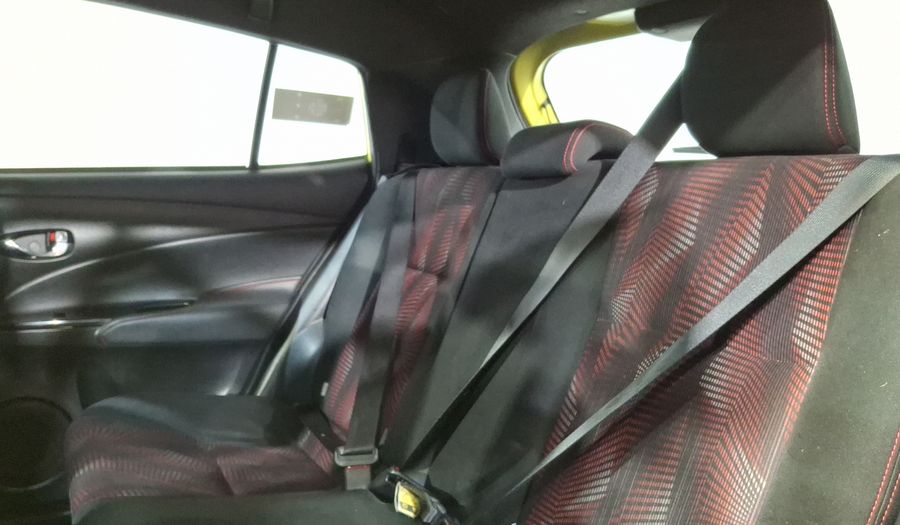 Toyota Yaris 1.5 S AUTO Hatchback 2019