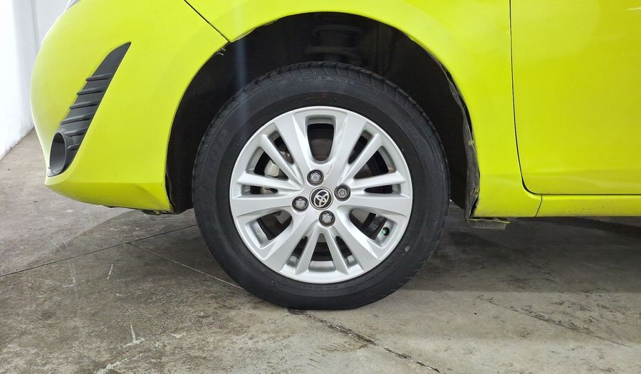 Toyota Yaris 1.5 S AUTO Hatchback 2019