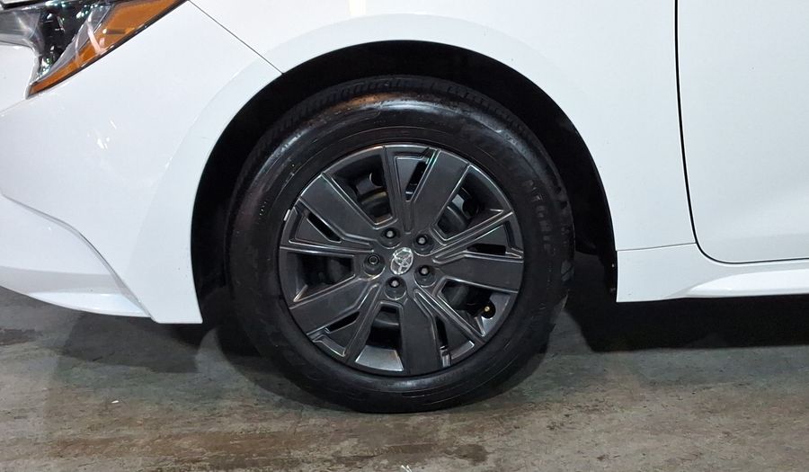 Toyota Corolla 2.0 BASE CVT Sedan 2025
