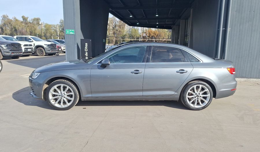 Audi A4 2.0 TFSI S TRONIC DESIGN Sedan 2017