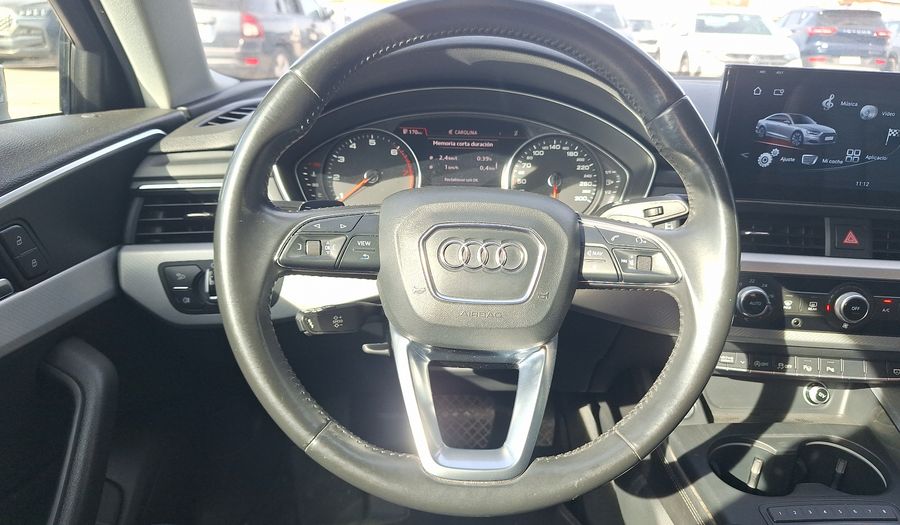 Audi A4 2.0 TFSI S TRONIC DESIGN Sedan 2017