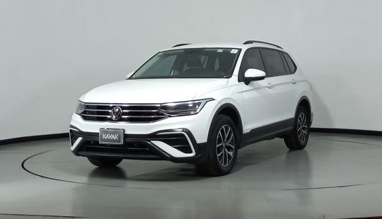 Volkswagen • Tiguan