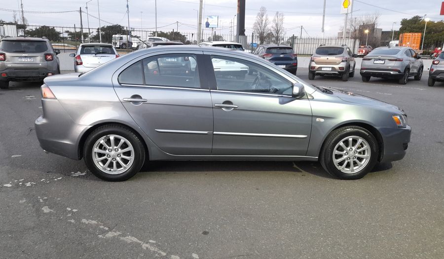 Mitsubishi Lancer 2.0 GLS AUTO Sedan 2013