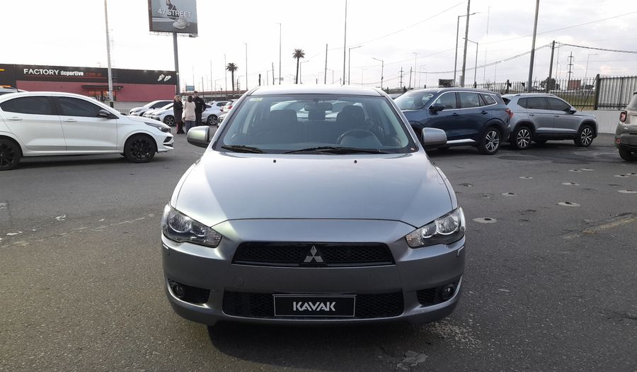 Mitsubishi Lancer 2.0 GLS AUTO Sedan 2013