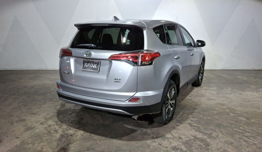 Toyota Rav4 2.5 XLE AWD AT Suv 2017