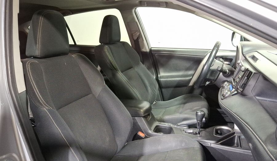 Toyota Rav4 2.5 XLE AWD AT Suv 2017