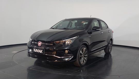 Fiat • Cronos