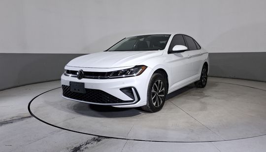 Volkswagen • Jetta
