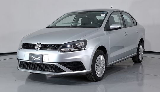 Volkswagen • Vento