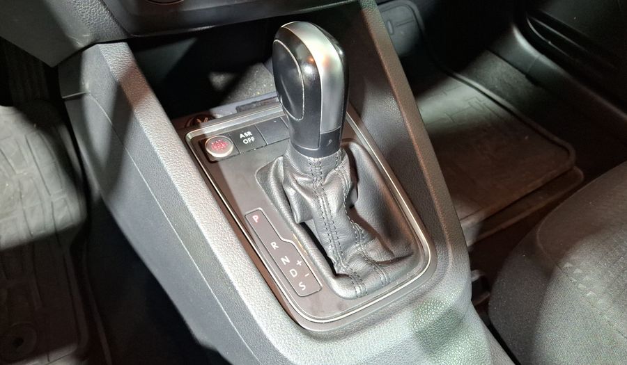 Volkswagen Jetta 2.5 TRENDLINE TIP. Sedan 2017
