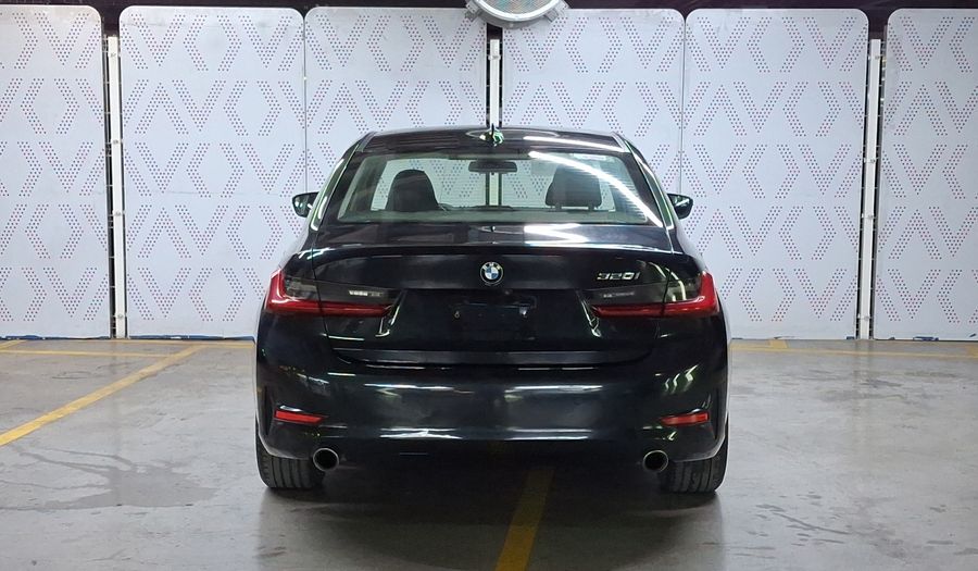 Bmw Serie 3 2.0 320I AUTO Sedan 2021