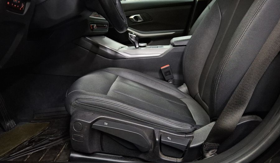 Bmw Serie 3 2.0 320I AUTO Sedan 2021