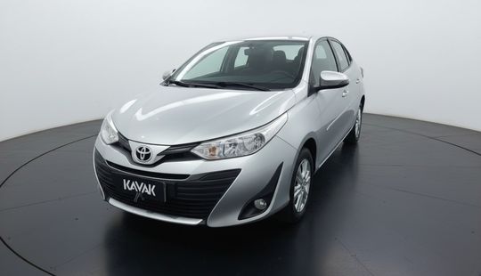 Toyota • Yaris