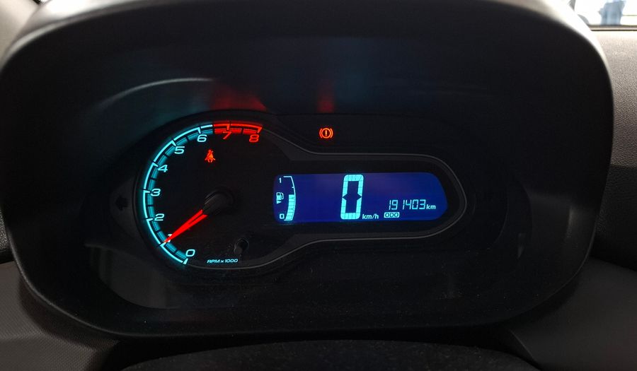 Chevrolet Onix 1.4 LT Hatchback 2016