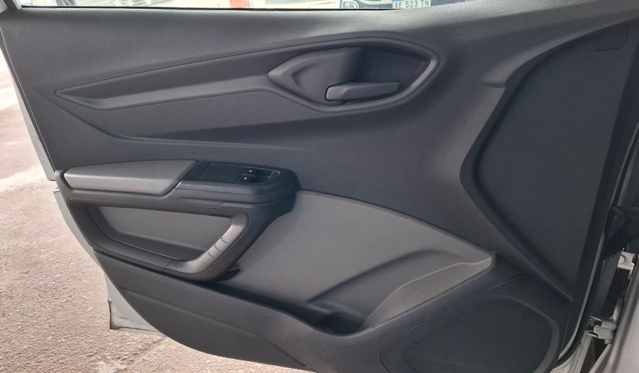 Chevrolet Onix 1.4 LT Hatchback 2016