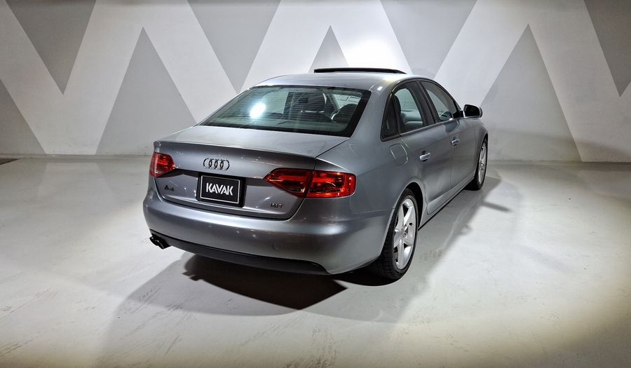 Audi A4 1.8 TFSI TRENDY MULTITRONIC Sedan 2011