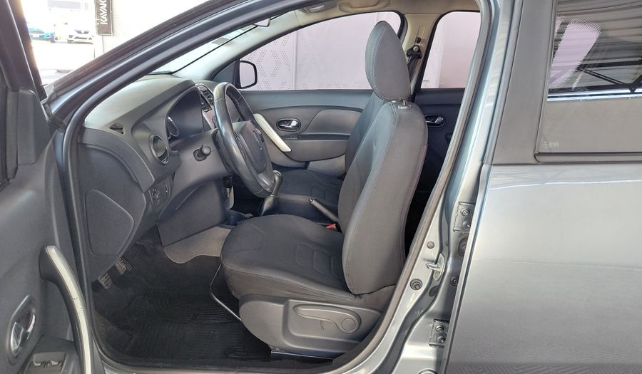 Renault Sandero 1.6 PRIVILEGE Hatchback 2018