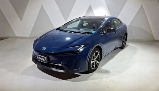 Toyota • Prius
