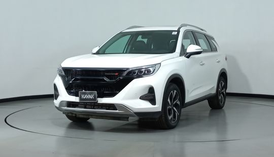2022 • 104,152 km • Automático