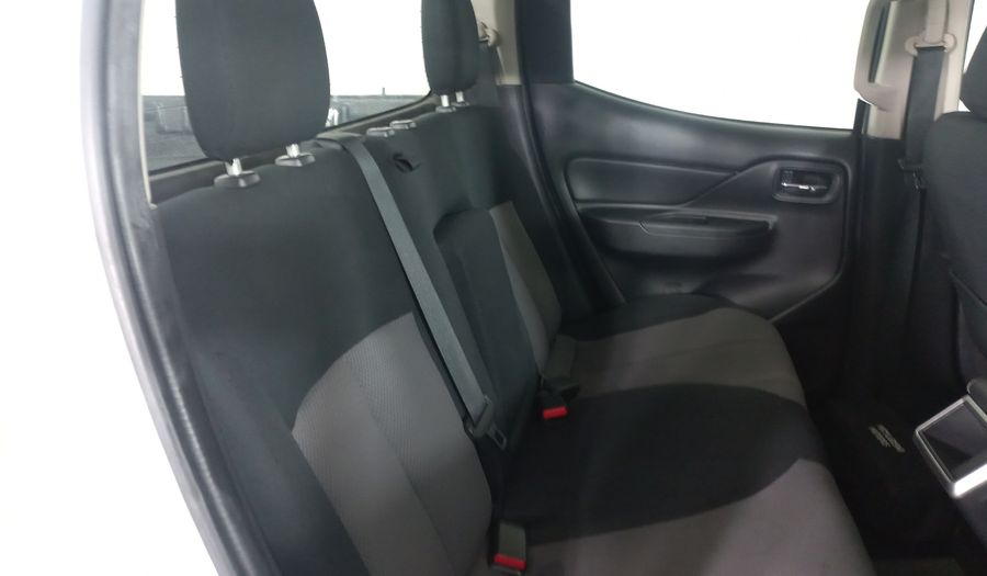 Mitsubishi L200 2.4 GLX DIESEL 4WD Pickup 2022