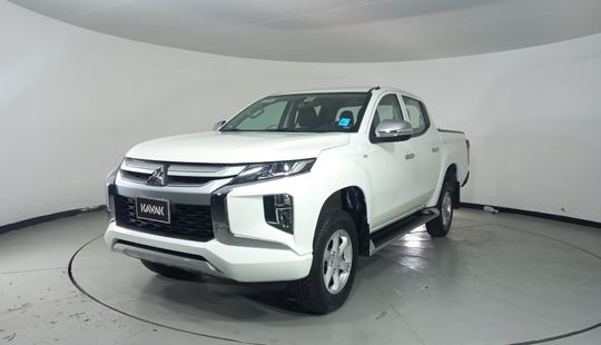 Mitsubishi • L200