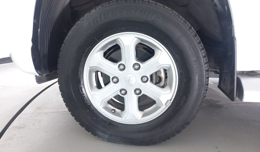 Mitsubishi L200 2.4 GLX DIESEL 4WD Pickup 2022