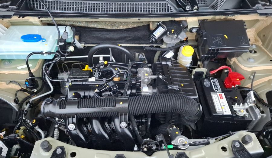 Renault Kwid 1.0 INTENS Hatchback 2024