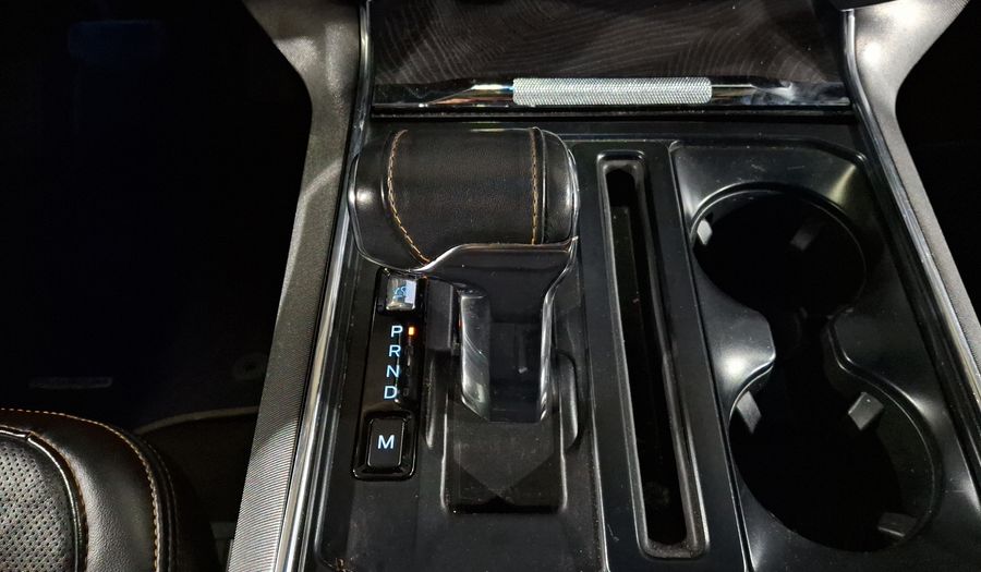 Ford Lobo 3.5 LOBO ECOBOOST PLATINUM CC AT 4WD Pickup 2023