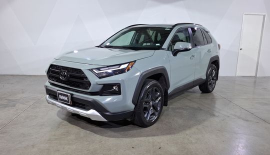 Toyota • RAV4
