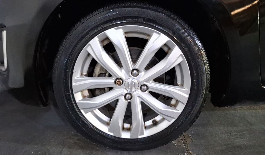 Suzuki Swift 1.4 GLX MT Hatchback 2014